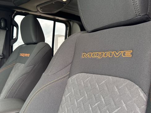 Used 2025 Jeep Gladiator Mojave w/ Safety Group image 8