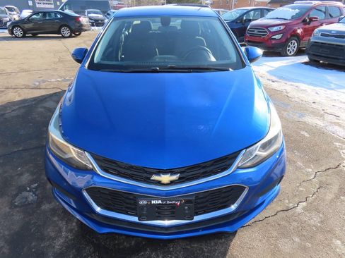 Used 2017 Chevrolet Cruze LT FWD image 31