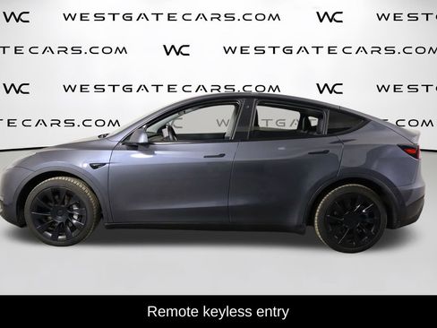 Used 2020 Tesla Model Y Long Range image 5
