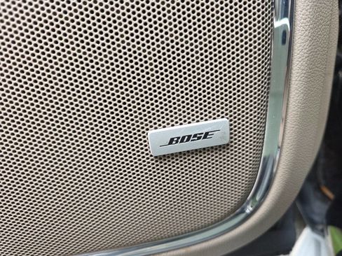 Used 2015 Chevrolet Tahoe LTZ image 12