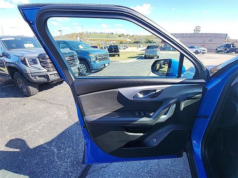 Used 2024 Chevrolet Blazer LT w/ Convenience Package image 12