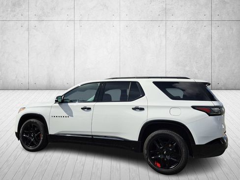 Used 2021 Chevrolet Traverse Premier w/ Redline Edition image 7