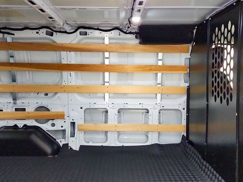 Used 2025 Ford Transit 250 Low Roof w/ Exterior Upgrade Package RWD image 22