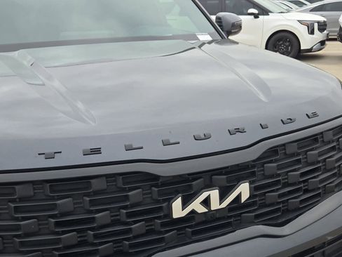Certified 2022 Kia Telluride SX w/ SX Prestige Package image 11