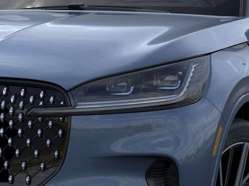 New 2026 Lincoln Aviator Black Label w/ Dynamic Handling Package AWD/4WD image 18