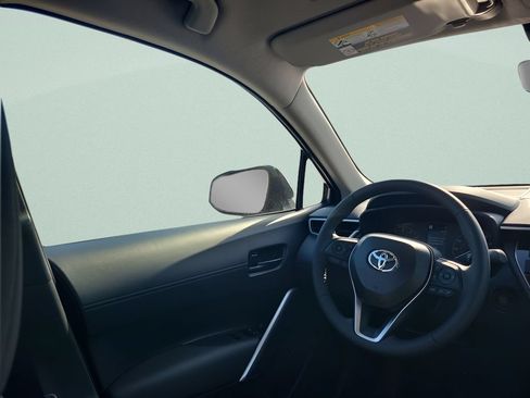 New 2025 Toyota Corolla Cross LE FWD image 15