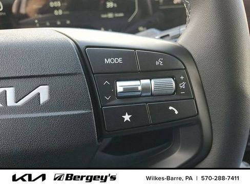 New 2025 Kia K4 EX image 17