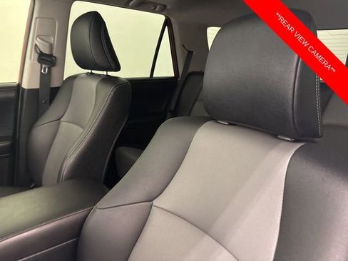 Used 2019 Toyota 4Runner SR5 Premium image 8