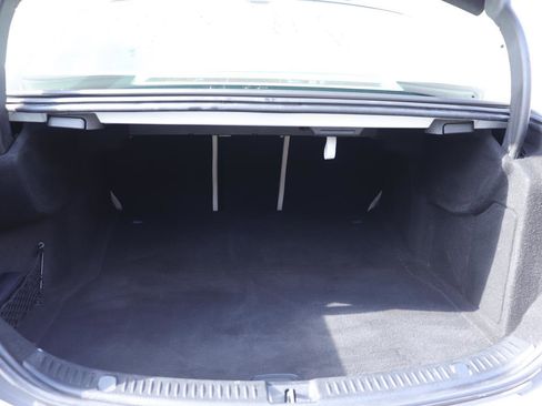 Used 2018 Mercedes-Benz E 300 image 14