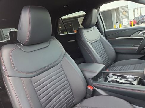 New 2026 Ford Explorer ST-Line w/ ST-Line Street Pack AWD/4WD image 15