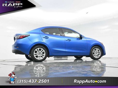Used 2017 Toyota Yaris iA FWD image 24