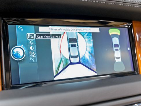 Used 2013 Rolls-Royce Phantom Sedan RWD image 90