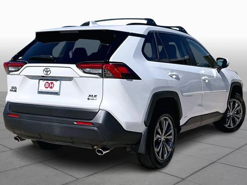 Used 2025 Toyota RAV4 XLE Premium image 13