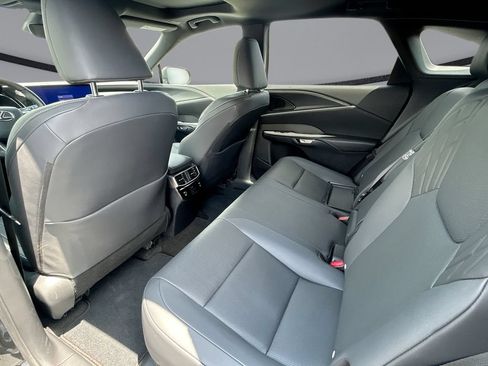 Used 2025 Lexus RX 350 Premium w/ Accessory Package (Z1) FWD image 9