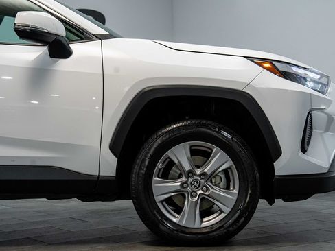 Used 2024 Toyota RAV4 LE AWD/4WD image 9