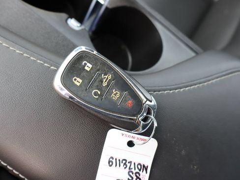 Used 2022 Chevrolet Camaro SS RWD image 34