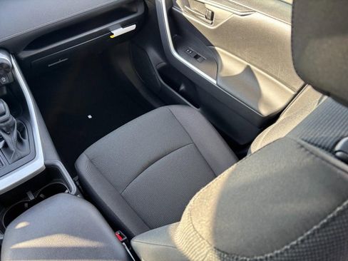 New 2025 Toyota RAV4 LE image 9