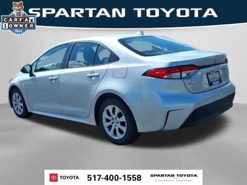 Used 2024 Toyota Corolla LE FWD image 9
