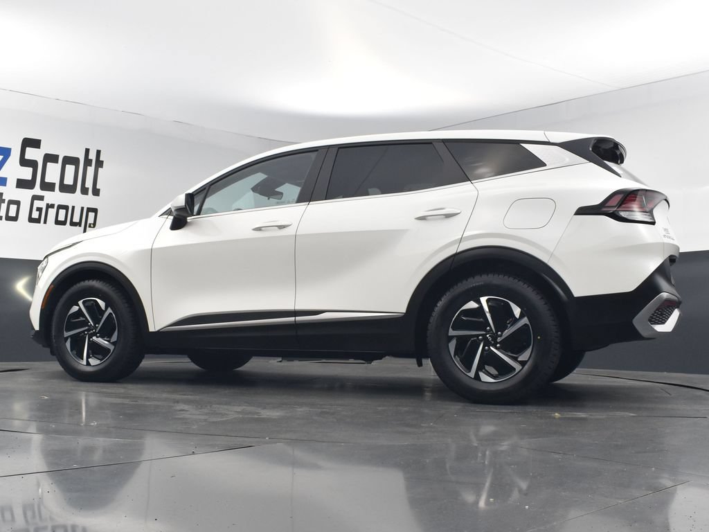Used 2023 Kia Sportage LX FWD image 19