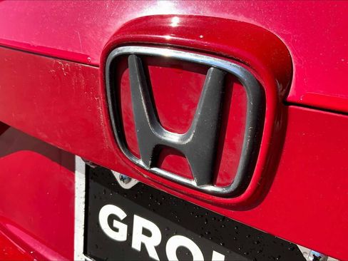 Used 2018 Honda Accord Sport image 29