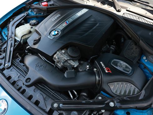 Used 2017 BMW M2 image 58