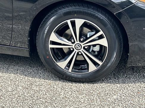 Used 2022 Nissan Sentra SV FWD image 9