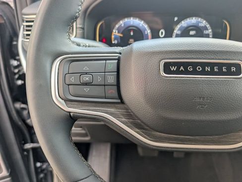 Used 2024 Jeep Wagoneer Series III AWD/4WD image 13