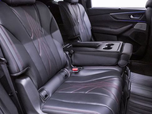 Used 2023 Acura MDX Type S image 13