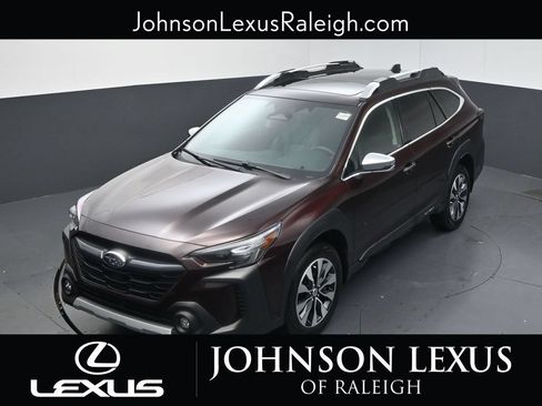 Used 2025 Subaru Outback Touring XT AWD/4WD image 24