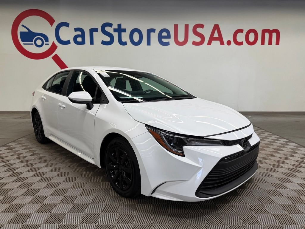 Used 2026 Toyota Corolla LE FWD image 1