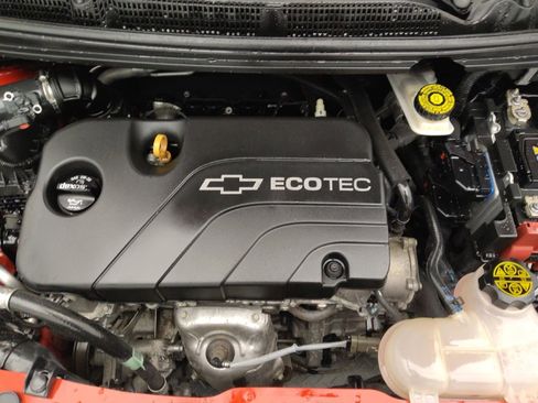 Used 2020 Chevrolet Spark LT image 30