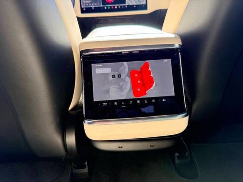 Used 2021 Tesla Model S Plaid image 29