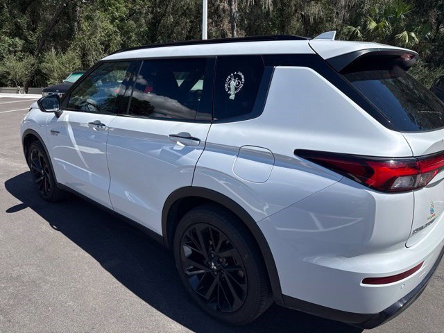 Used 2025 Mitsubishi Outlander SEL Black Edition AWD/4WD image 3
