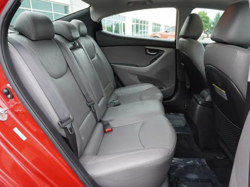 Used 2015 Hyundai Elantra Sport FWD image 11