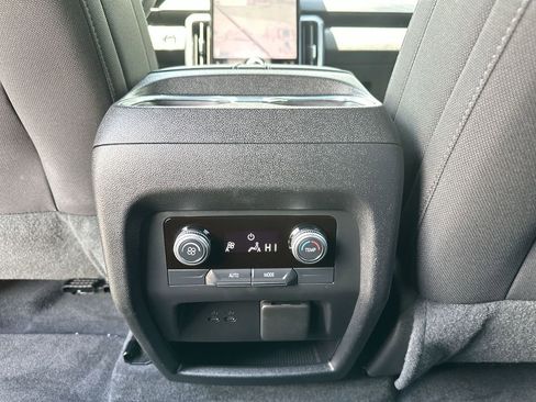 Certified 2025 GMC Acadia Elevation w/ Black Edition FWD image 21