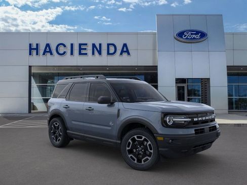 New 2024 Ford Bronco Sport Outer Banks w/ Tech Package image 7