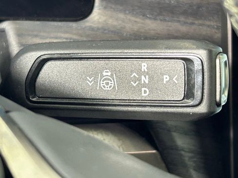 Used 2022 Rivian R1T Adventure image 27