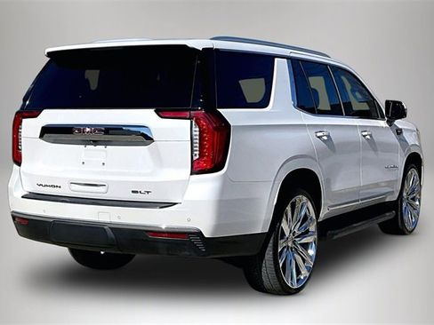 Used 2021 GMC Yukon SLT w/ SLT Luxury Plus Package image 5