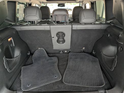Used 2019 Jeep Renegade Limited AWD/4WD image 14