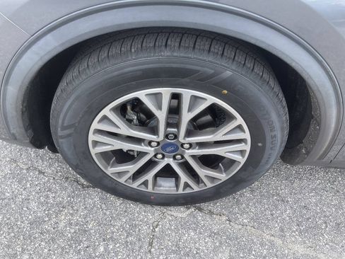 Used 2021 Ford Escape SEL FWD image 29