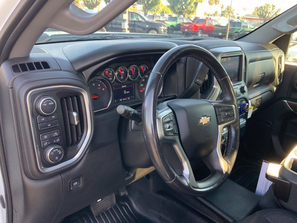 Used 2021 Chevrolet Silverado 2500 LT w/ Convenience Package AWD/4WD image 17