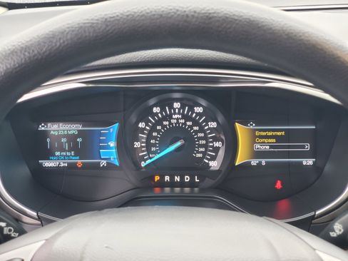 Used 2020 Ford Fusion SE FWD image 21