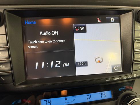 Used 2017 Toyota RAV4 XLE AWD/4WD image 22
