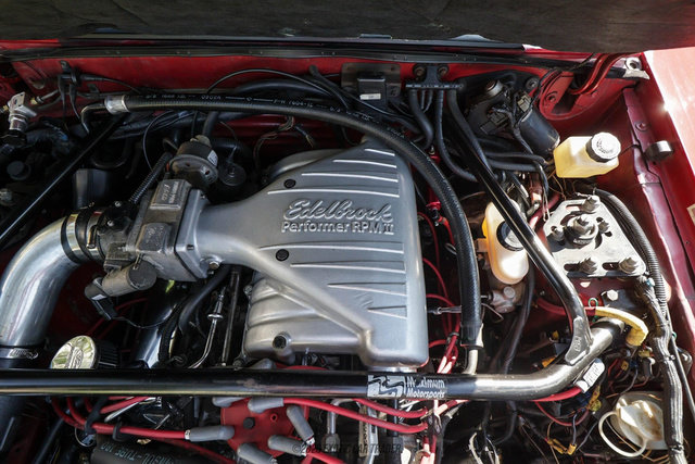 Used 1992 Ford Mustang LX RWD image 16