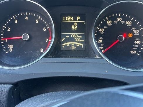 Used 2017 Volkswagen Jetta S image 9