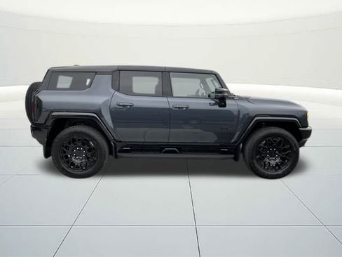 New 2025 GMC Hummer EV 2X w/ LPO, Dark Essentials Package image 6