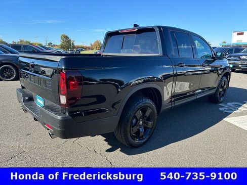 Certified 2025 Honda Ridgeline Black Edition image 6