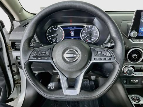 Used 2024 Nissan Sentra SV FWD image 14