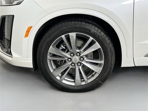 Used 2024 Cadillac XT6 Premium Luxury w/ LPO, Floor Liner Package image 30