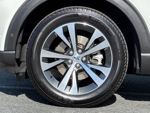 Certified 2020 Ford Explorer Platinum w/ Premium Technology Package AWD/4WD image 29
